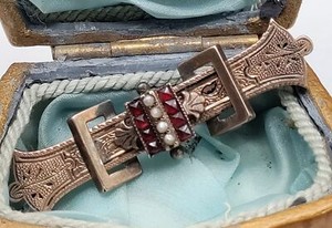 Victorian buckle bracelet with garnet and pearls in original presentation box