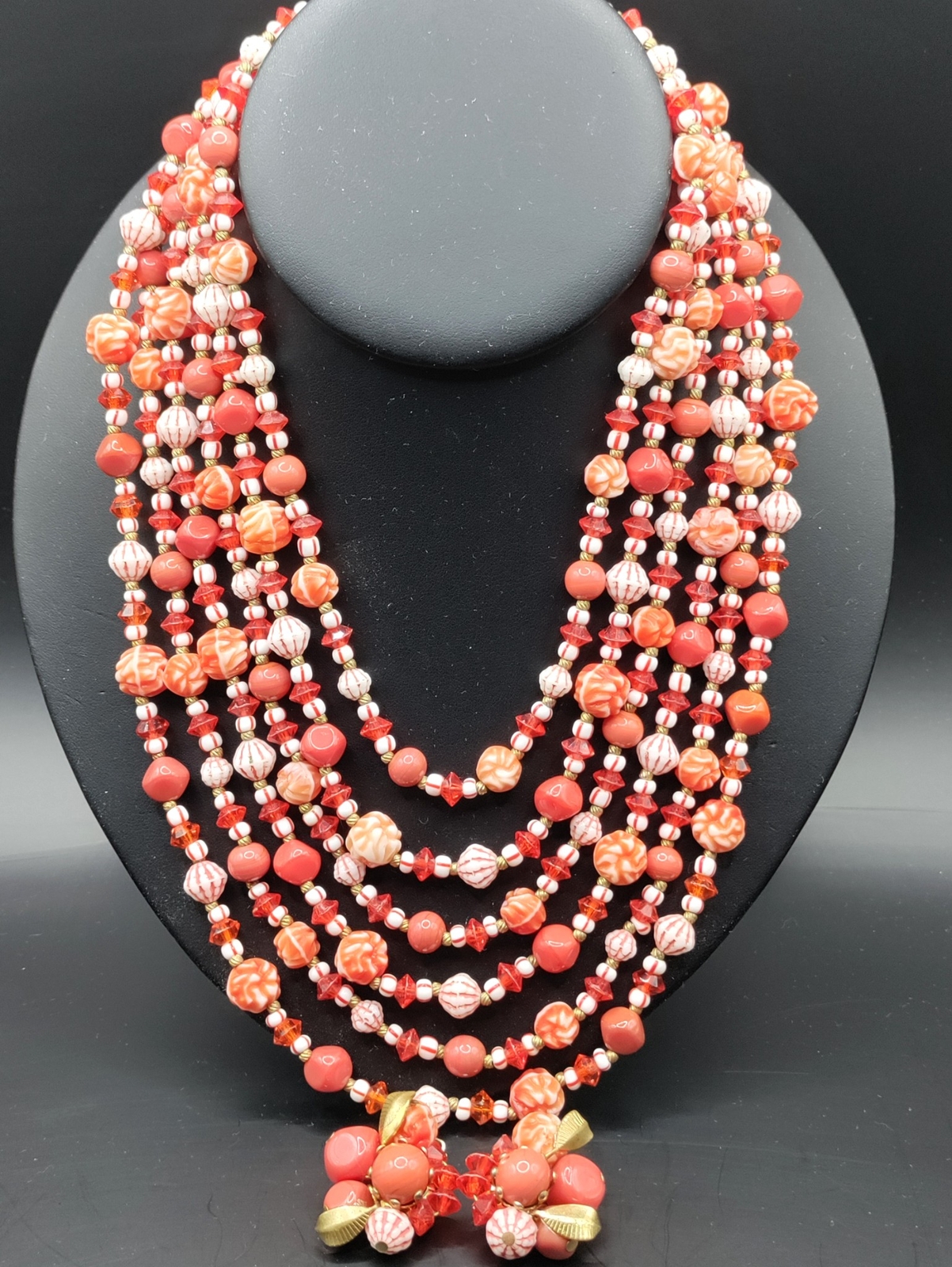 Hattie Carnegie authenticity mark